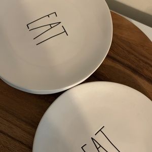 Rae Dunn Set of 4 Medium Eat Plates